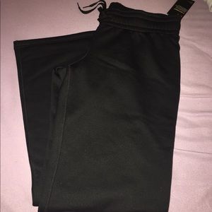 Under Armour Sweat Pants Size MEDIUM